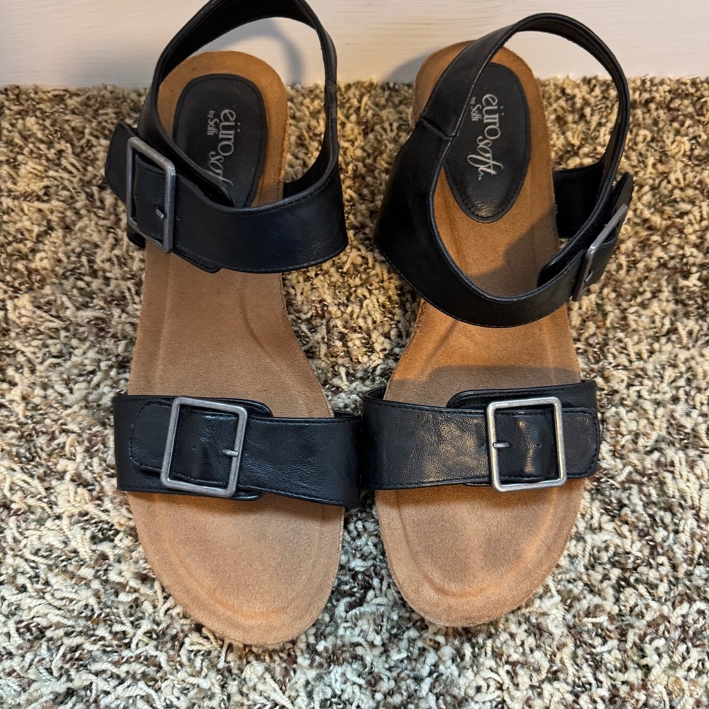EuroSoft by Sofft Sandals SIZE 10M